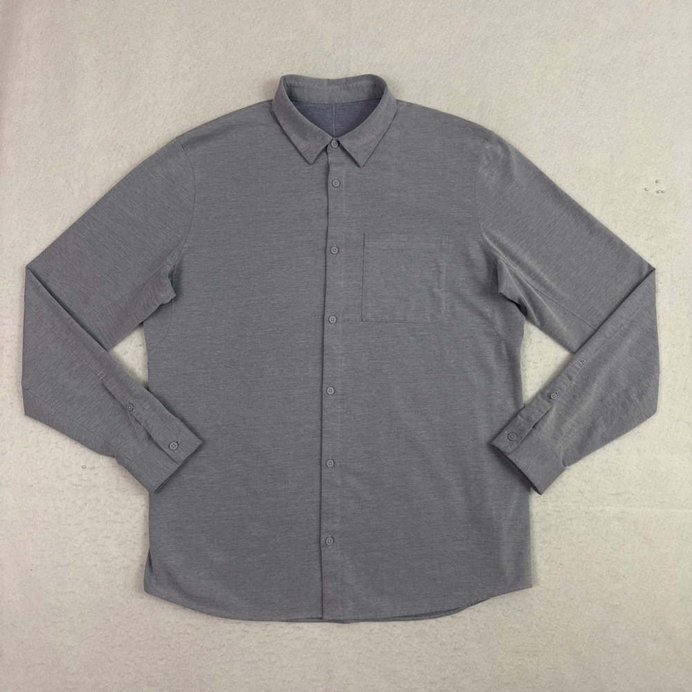 Lululemon Mens XL Commission Long Sleeve Button Up Shirt Chambray Blue Technical
